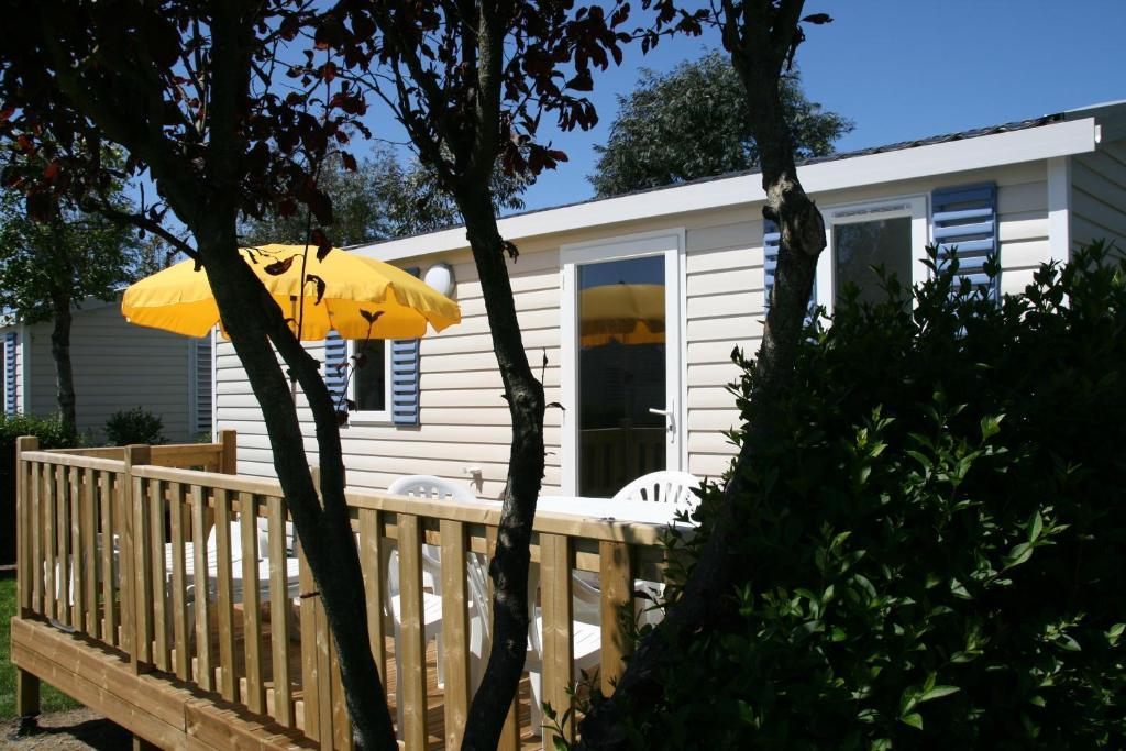 Camping De La Baie La Trinité-sur-Mer Room photo